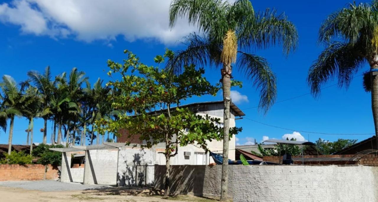 Guest house Max House Vida Simples De Sfs Sc Sao Francisco do Sul
